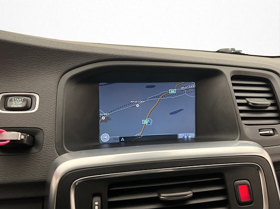 Volvo V60 22 of 30