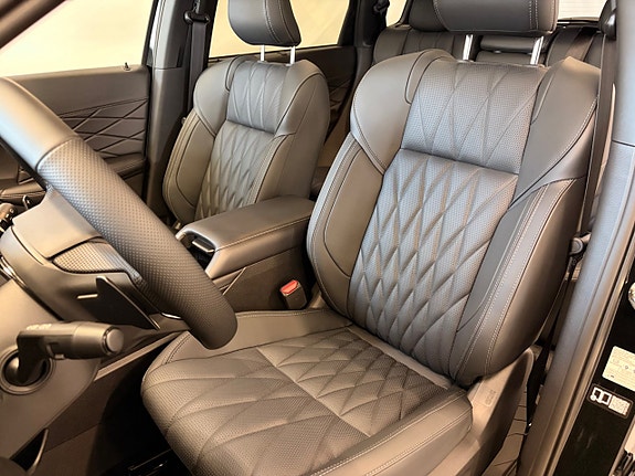 Mitsubishi Outlander 9 of 22