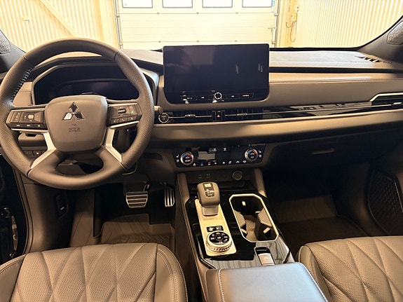 Mitsubishi Outlander 11 of 22