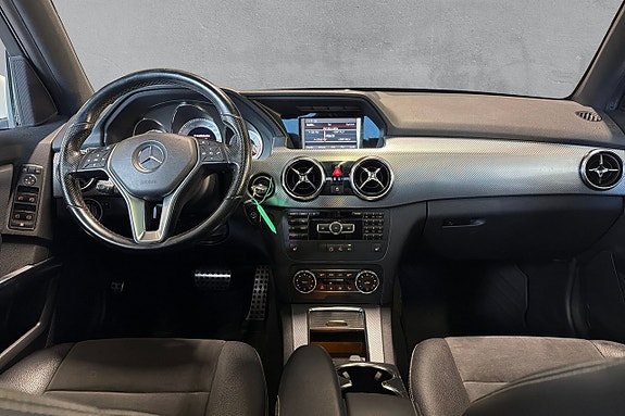Mercedes-Benz GLK220 13 of 16