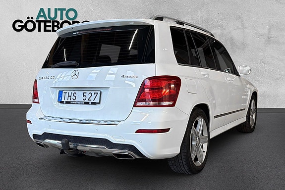 Mercedes-Benz GLK220 4 of 16