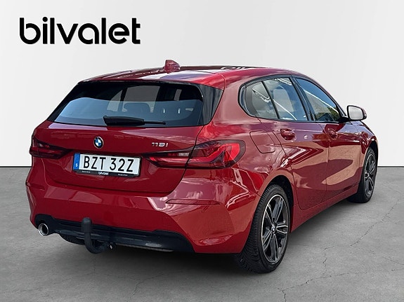 BMW 118i 5 of 15