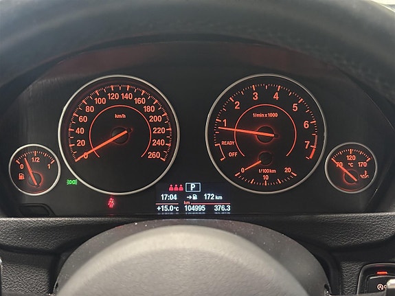 BMW 330i 6 of 11
