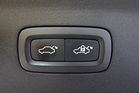 Polestar 2 11 of 16