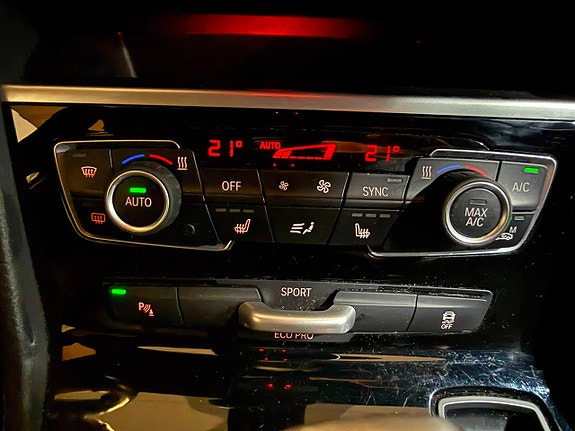 BMW 220d 19 of 22