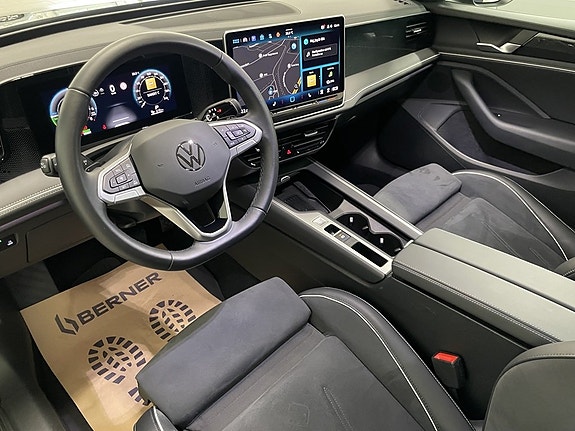 Volkswagen Passat 7 of 20