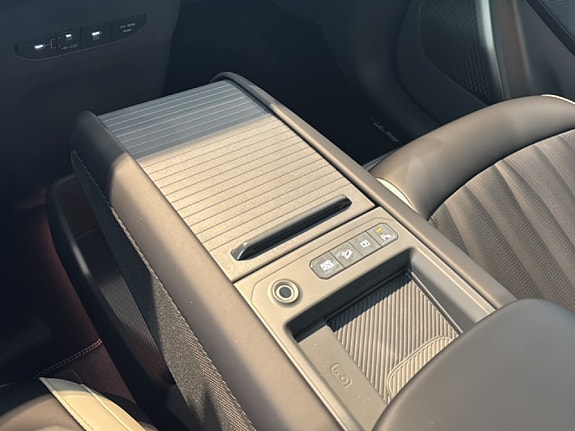 Kia EV9 12 of 18
