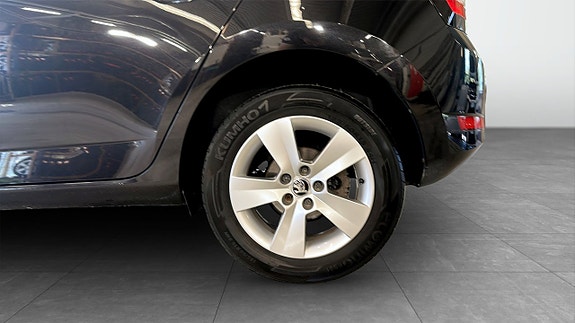 Skoda Fabia 6 of 19