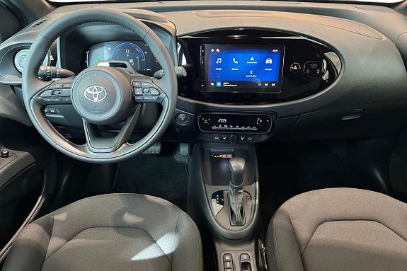 Toyota Aygo X 10 of 21