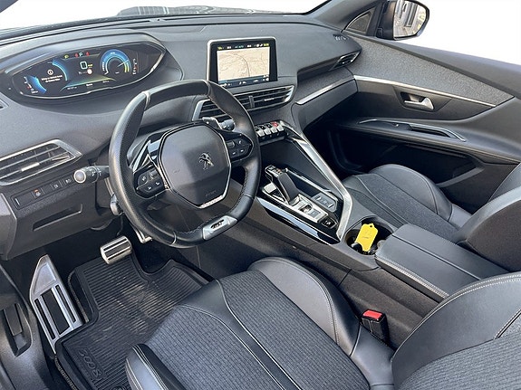 Peugeot 3008 5 of 18