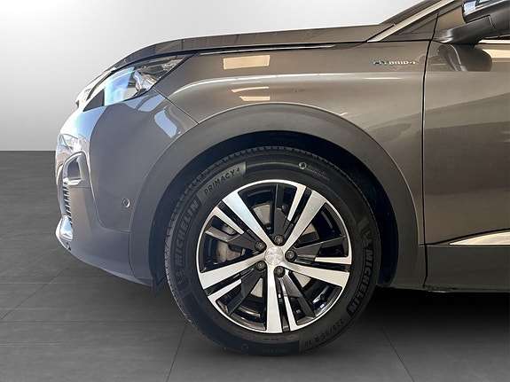 Peugeot 3008 15 of 18