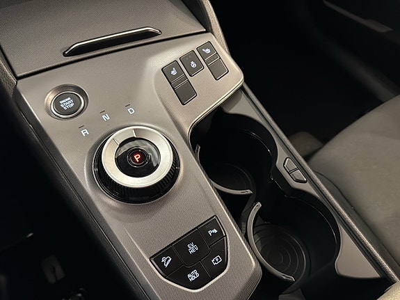 Kia Sportage 12 of 16