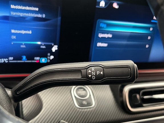Mercedes-Benz V300 21 of 30