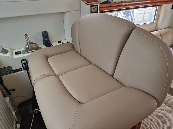 Fairline 38 2002 få gångtimmar 3 of 12