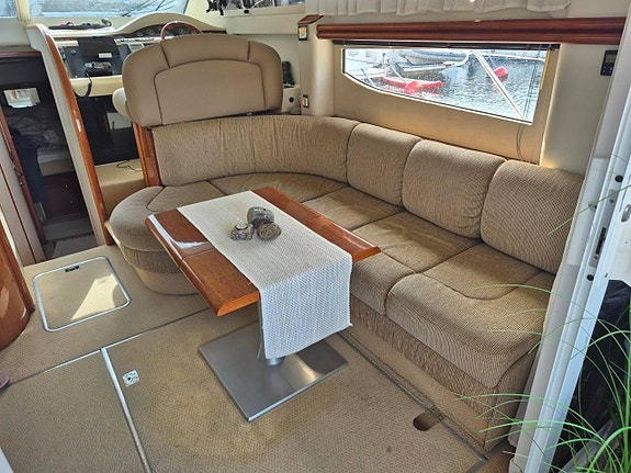 Fairline 38 2002 få gångtimmar 7 of 12