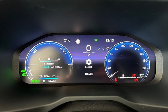 Toyota RAV4 16 of 26