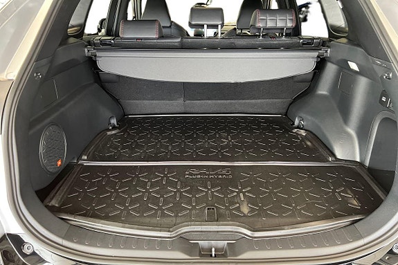 Toyota RAV4 12 of 26