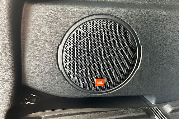 Toyota RAV4 21 of 26