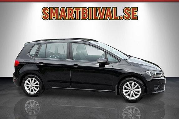 Volkswagen Golf Sportsvan 8 of 17