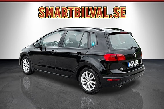 Volkswagen Golf Sportsvan 4 of 17