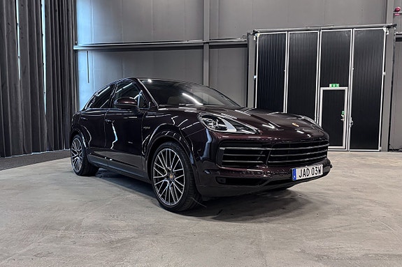 Porsche Cayenne Coupe 8 of 20