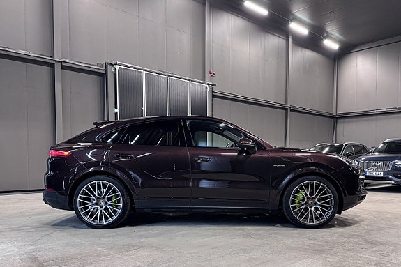 Porsche Cayenne Coupe 7 of 20