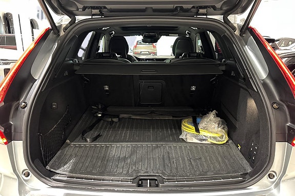 Volvo XC60 12 of 22