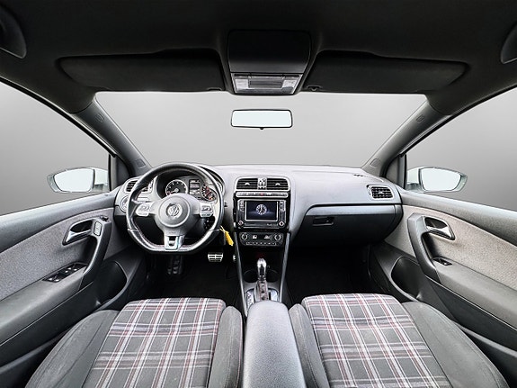 Volkswagen Polo 22 of 23