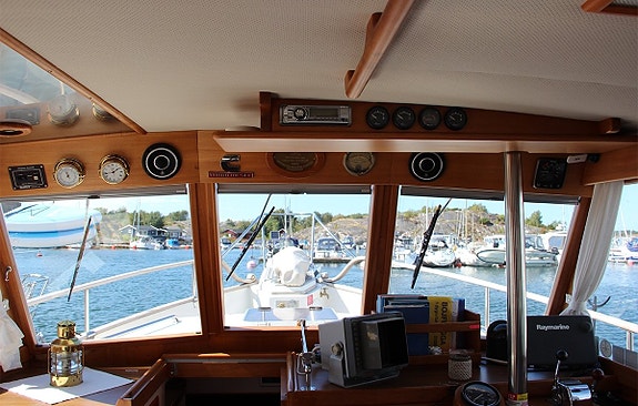Grand Banks 32 29 of 30