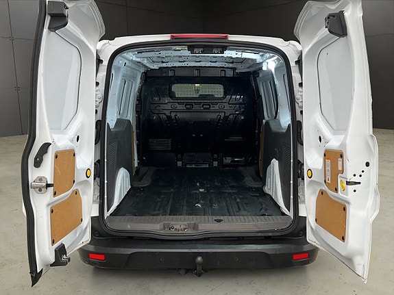 Ford Transit Connect 11 of 30