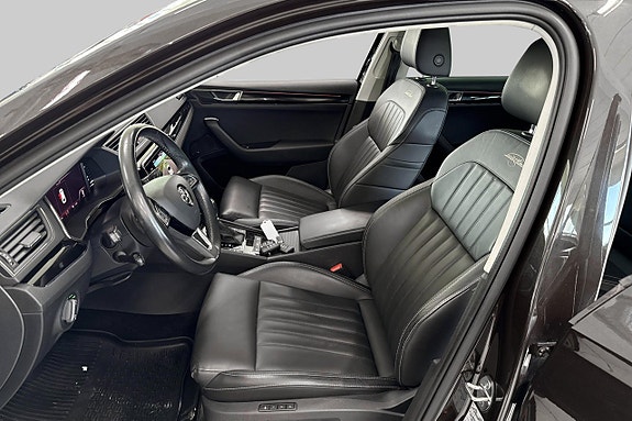 Skoda Superb 8 of 12
