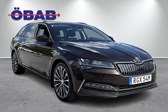 Skoda Superb 3 of 12