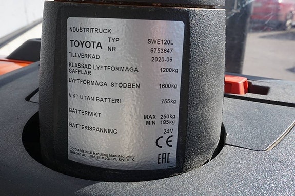 Toyota SWE120L 4 of 10