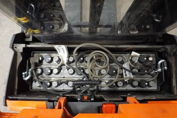 Toyota SWE140L 4 of 7