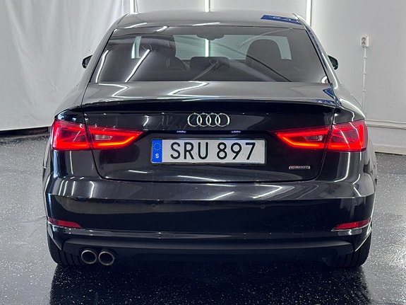 Audi A3 4 of 17