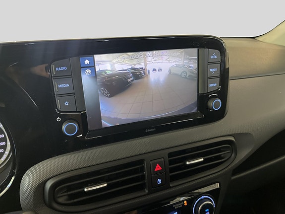 Hyundai i10 6 of 14
