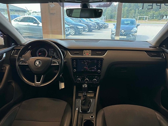 Skoda Octavia 10 of 24