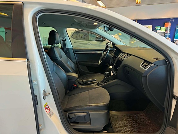 Skoda Octavia 11 of 24