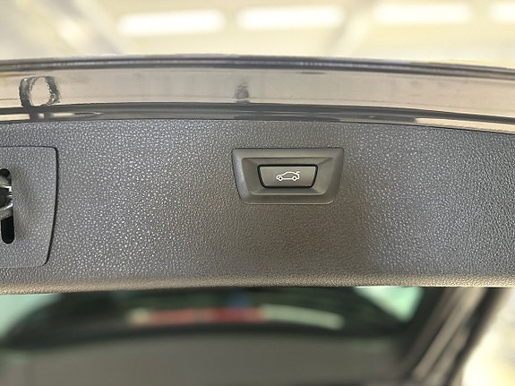 BMW 320 11 of 23