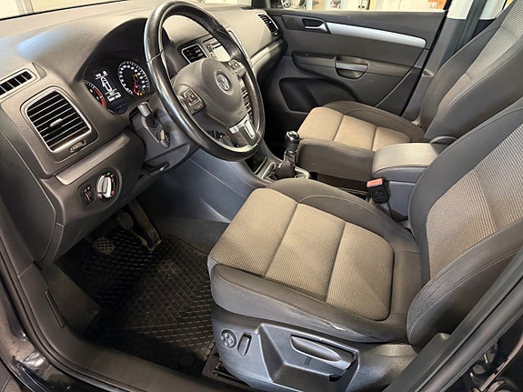 Volkswagen Sharan 13 of 18