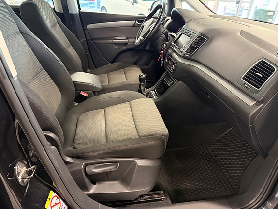 Volkswagen Sharan 12 of 18