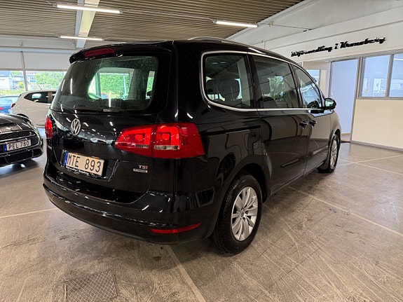 Volkswagen Sharan 3 of 18