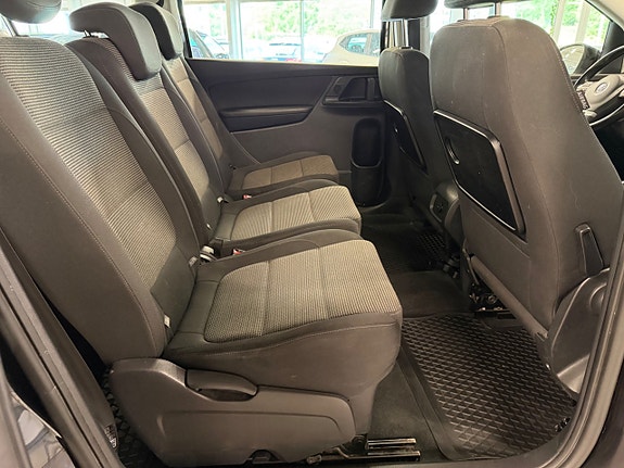 Volkswagen Sharan 7 of 18