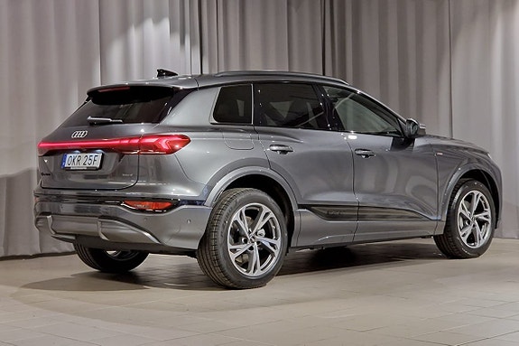 Audi Q6 e-tron 4 of 18