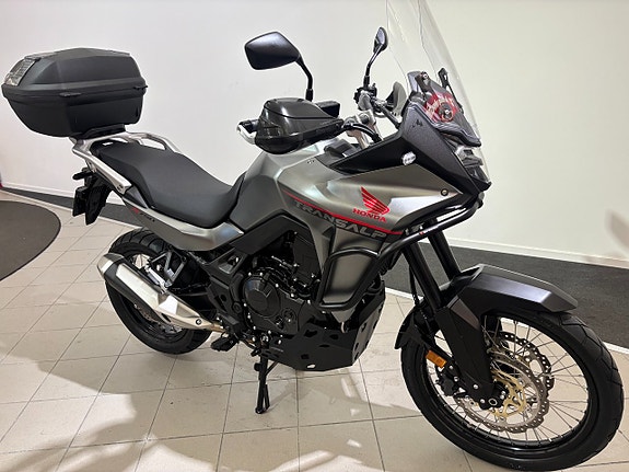 Honda XL750 TRANSALP 2 of 7