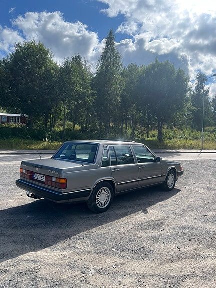 Volvo 760 4 of 11