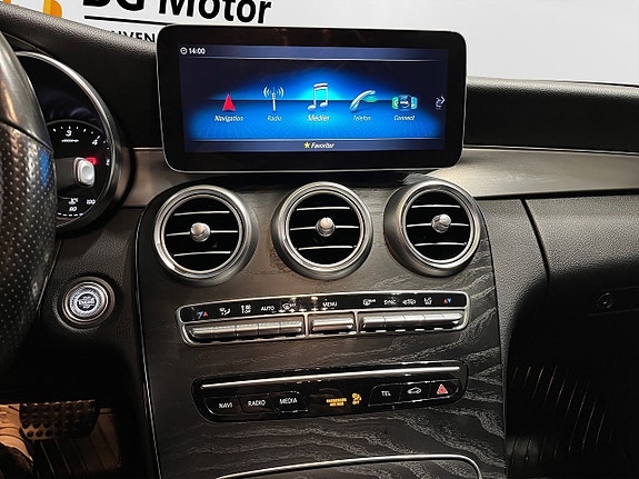 Mercedes-Benz C200 18 of 21