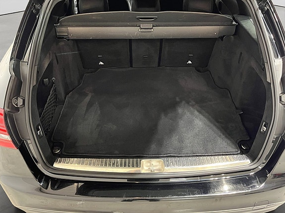Mercedes-Benz C200 11 of 21