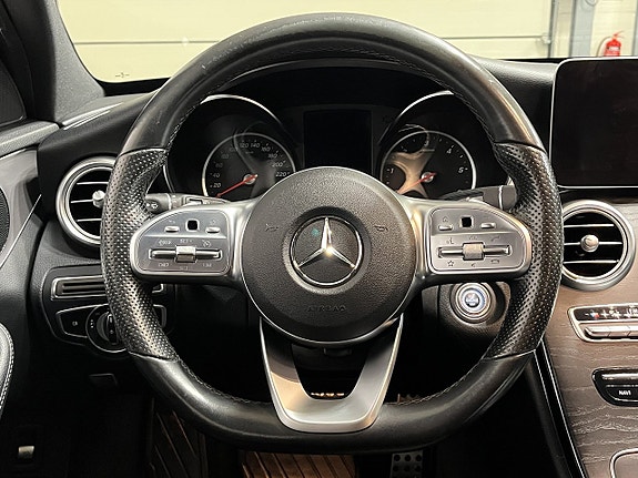 Mercedes-Benz C200 14 of 21