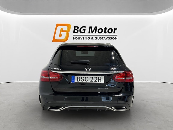 Mercedes-Benz C200 5 of 21